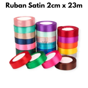 Rouleaux de ruban satin 2cm x 23m, disponibles en couleurs variées, parfaits pour les décorations, les emballages cadeaux et les projets créatifs.